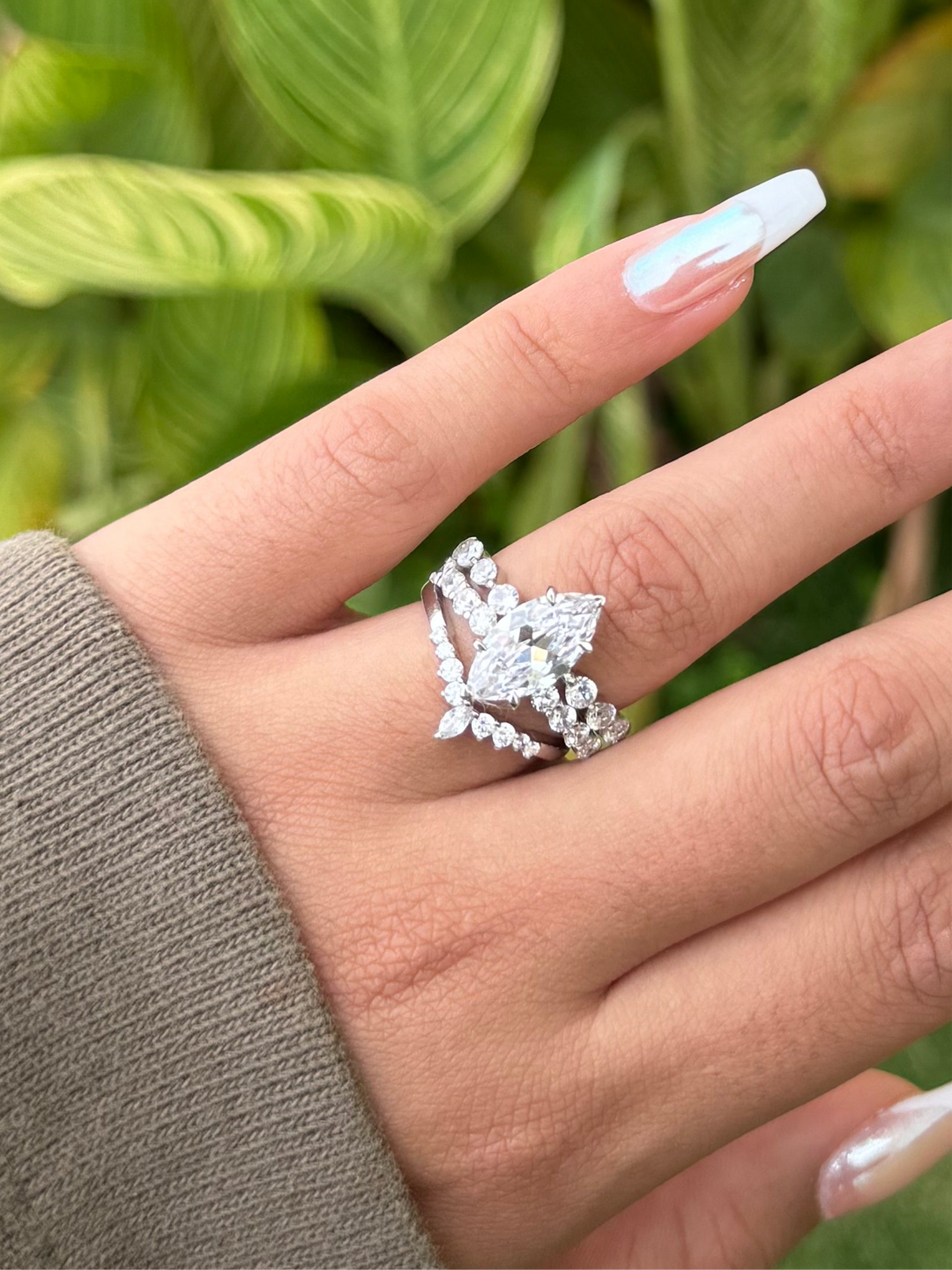 Marquise Crown Set