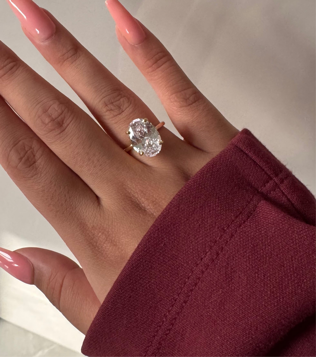 Oval Solitaire