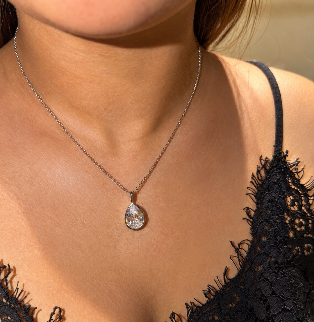 Pear Solitaire Pendant