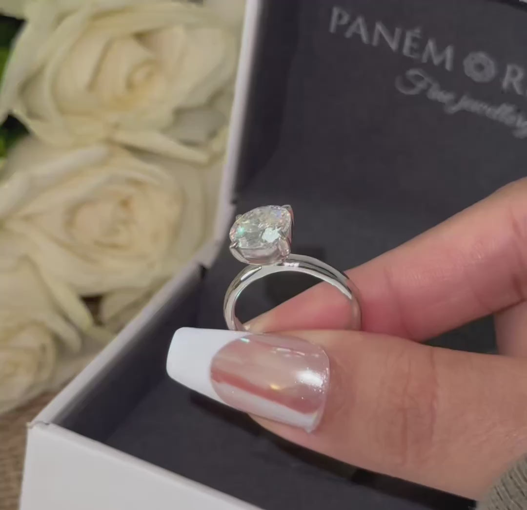 (2.5 carat) Portuguese cut moissanite solitaire